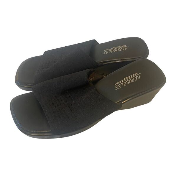 Aerosoles Black Rubber Heel Slip-On Clogs in Ladies Size 8 - Picture 2 of 7